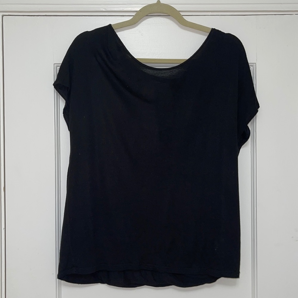 Gerard Darel Short Sleeve top with Keyhole in back Size 2 (Medium)